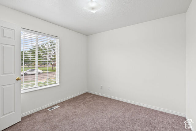 Property Photo:  1437 S 2050 E  UT 84660 