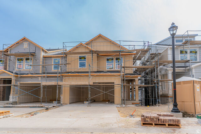 Property Photo: 850 N Pugh Ln 925 UT 84045