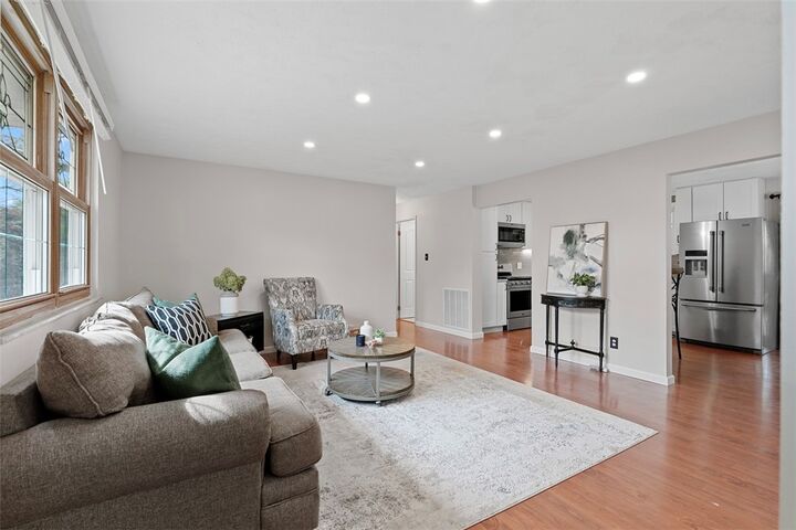 Property Photo: 104 Gable Road PA 16066