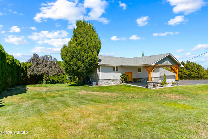 Property Photo:  12309 Douglas Rd  WA 98908 