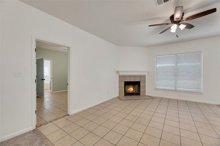 Property Photo: 136 Shenandoah Trail TX 78621
