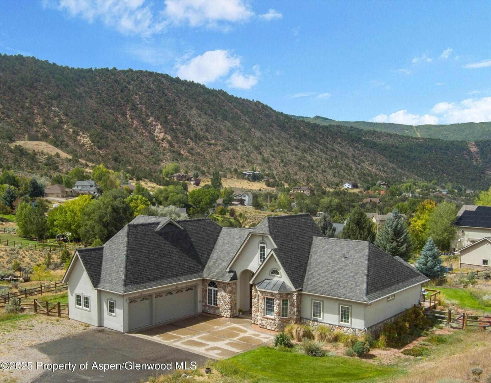 Property Photo:  156 Dolores Circle  CO 81601 