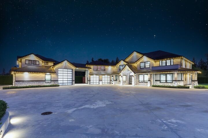 Property Photo: 22488 40 Avenue BC V2Z 2H1