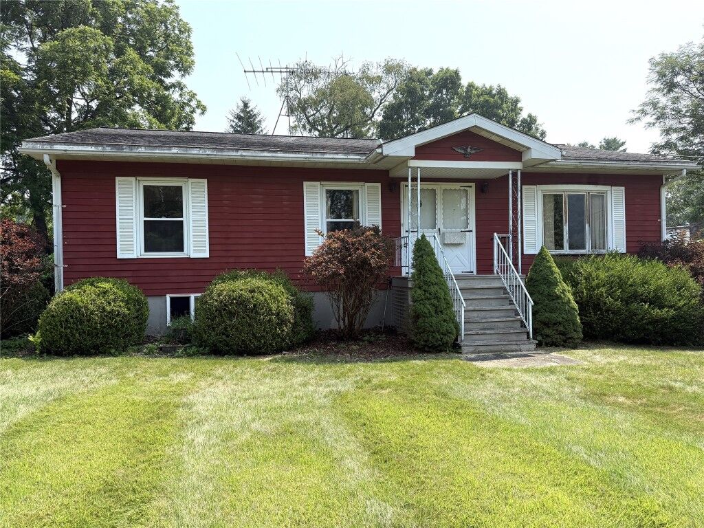 Property Photo:  8 Banford Road  NY 13901 