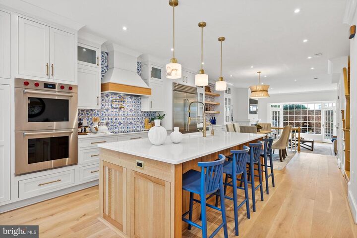 411 S Saint Asaph Street  Alexandria VA 22314 photo