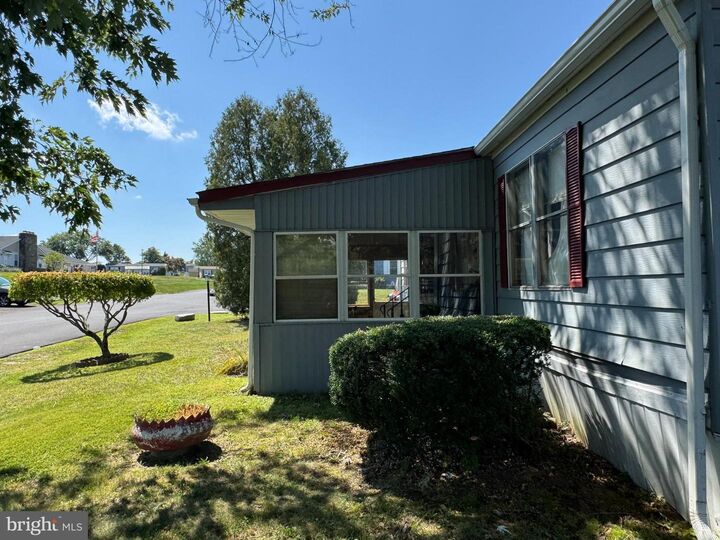 Property Photo: 152 Hillside Court PA 19454