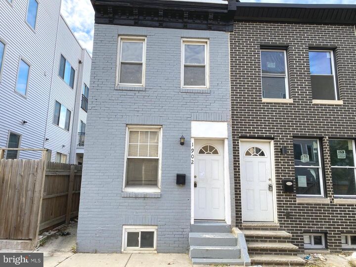 1902 N Leithgow Street  Philadelphia PA 19122 photo