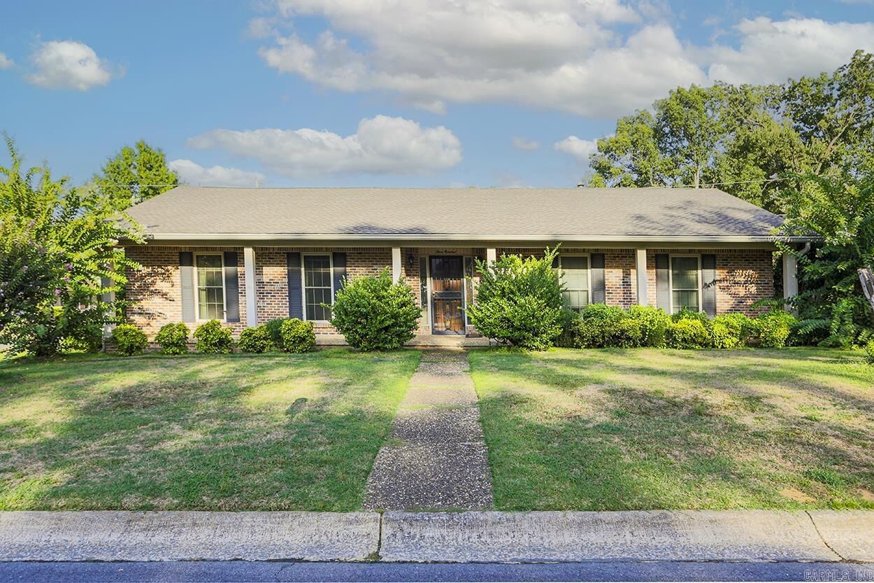 Property Photo: 300 Burntwood Road AR 72120