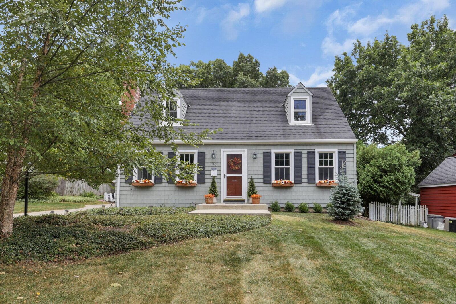 Property Photo: 143 W South Street OH 43085