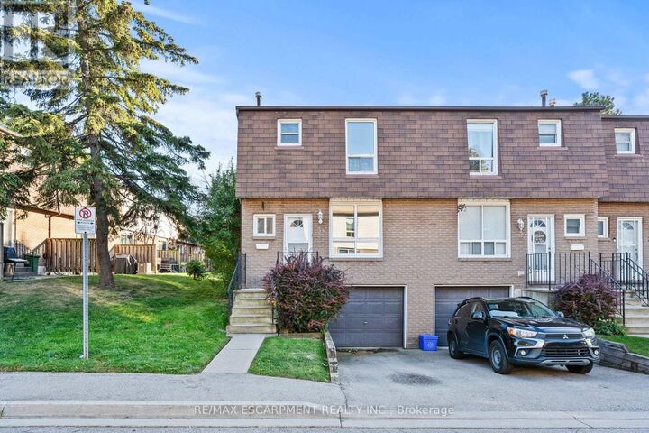 Property Photo:  1301 Upper Gage Avenue 33  ON L8W 1E5 