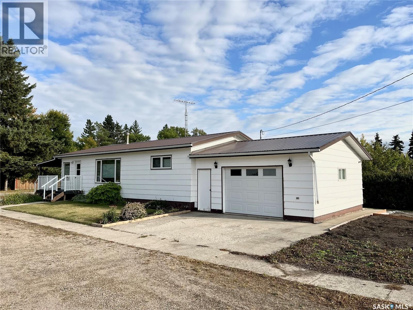 Property Photo: 302 May Street SK S0A 2T0