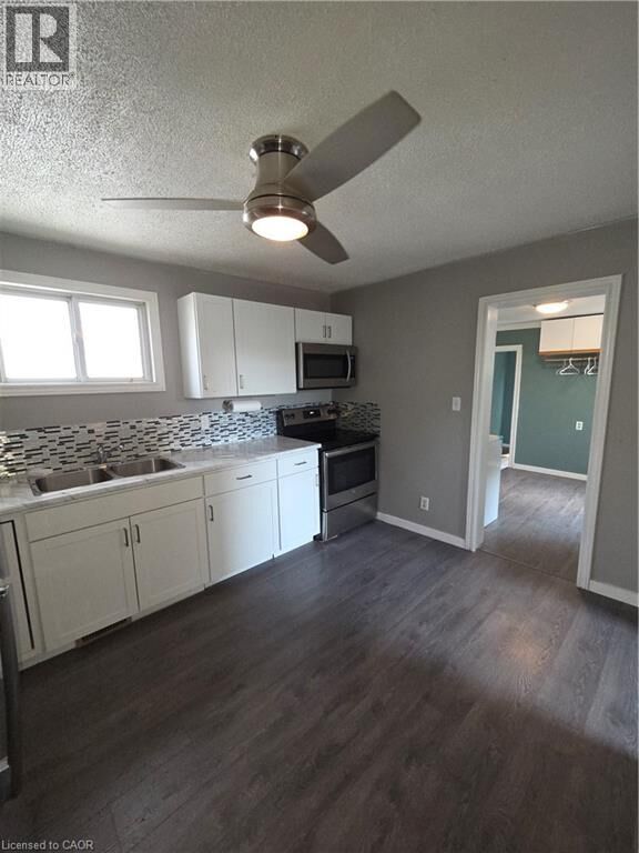 Property Photo: 440 Paling Avenue ON L8H 5K4