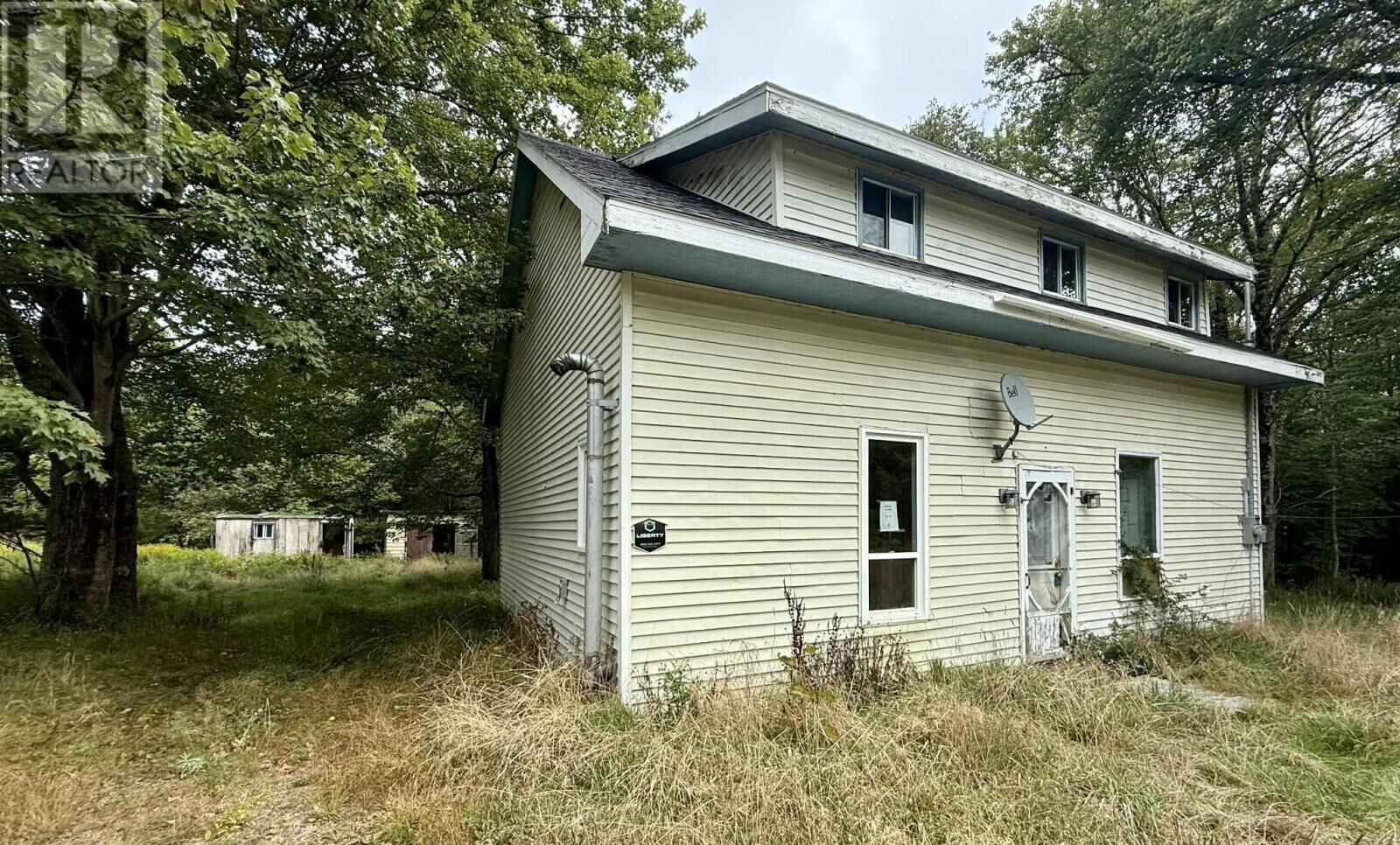 Property Photo: 487 Saunders Road NS B5A 5N6