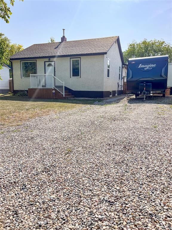Property Photo: 563 Lacrosse Street West MB R0M 2C0