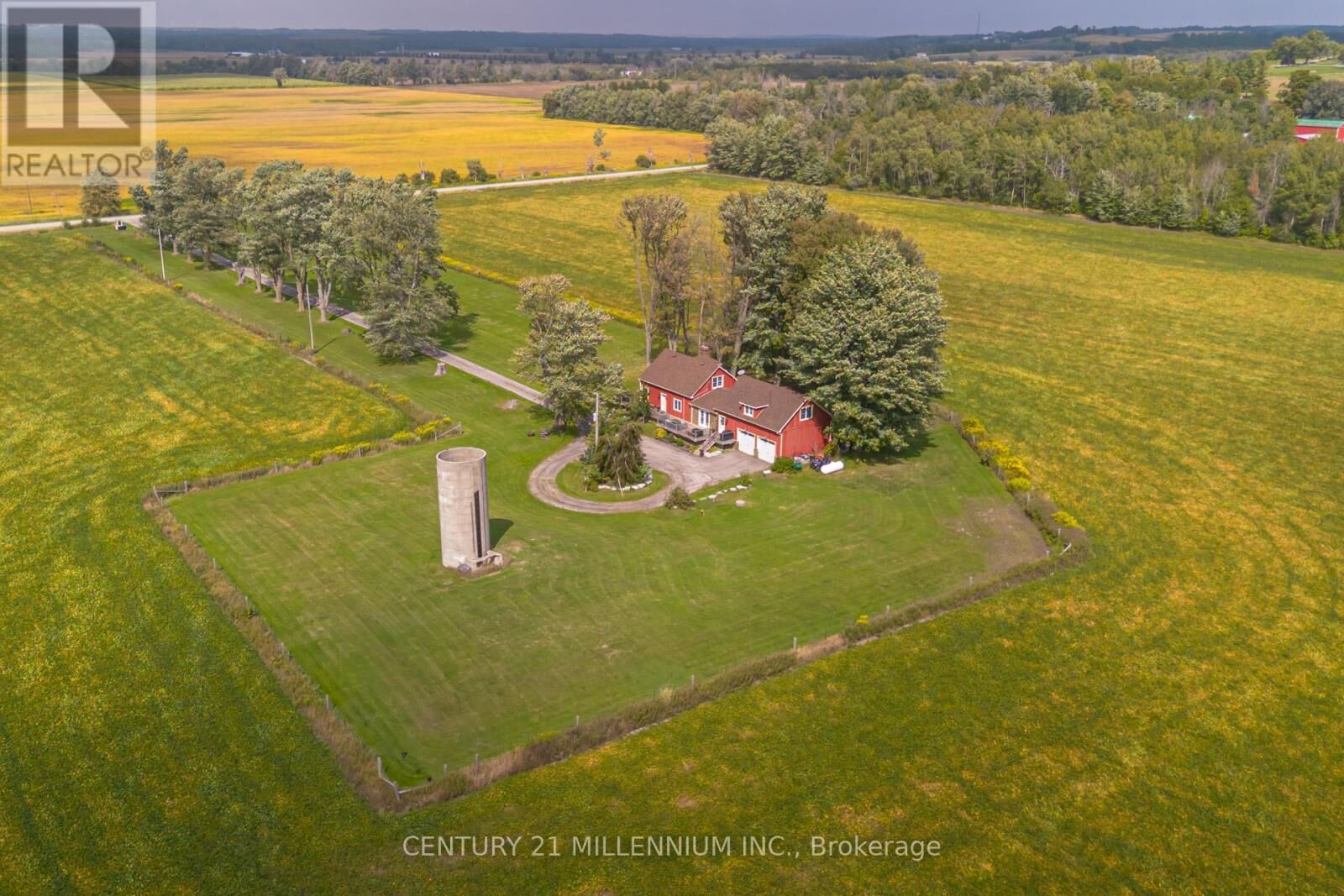 Property Photo:  5065 Tenth Line  ON L0G 1A0 