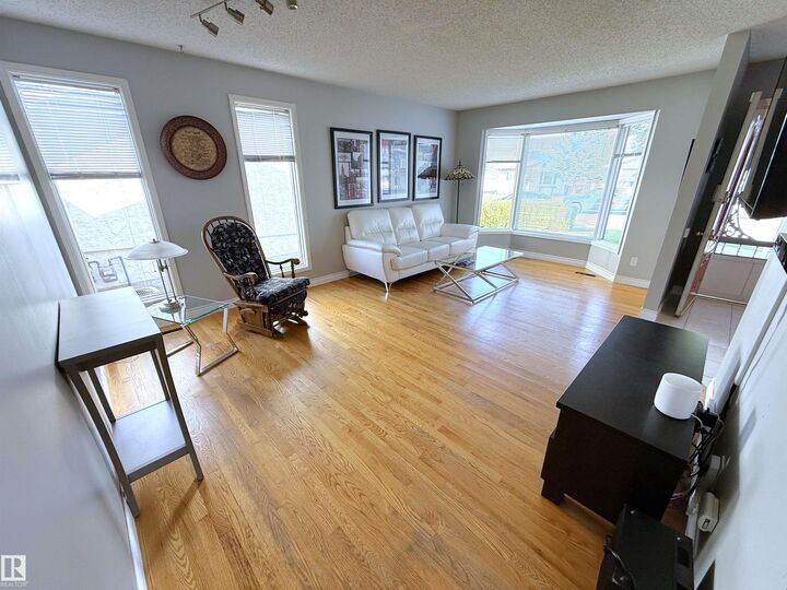 Property Photo: 123 Westbourne Road AB T7X 1S3