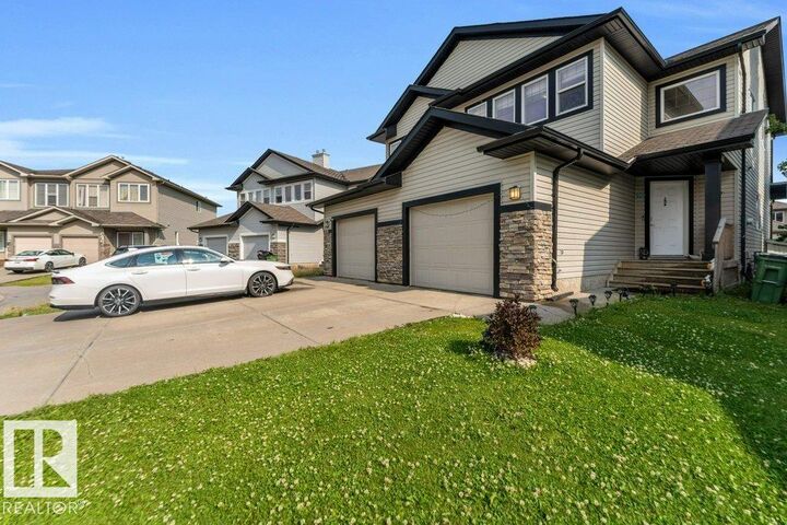1137 37B Avenue NW  Edmonton AB T6T 0B9 photo