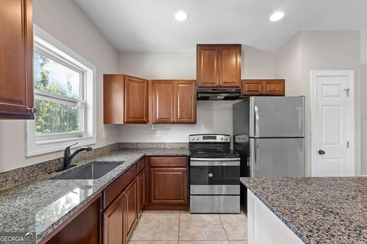 Property Photo:  841 N Price Road  GA 30518 