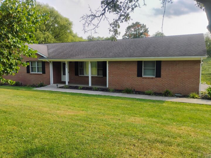 Property Photo: 330 Underwood Rd WV 24901