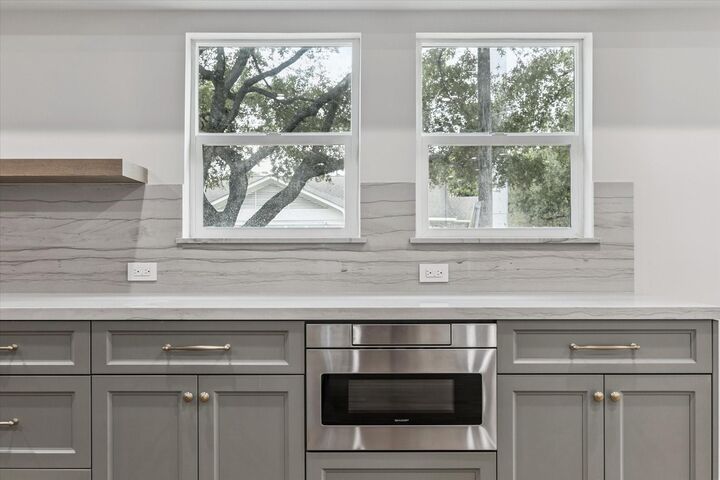 Property Photo: 1659 Harold Street A TX 77006