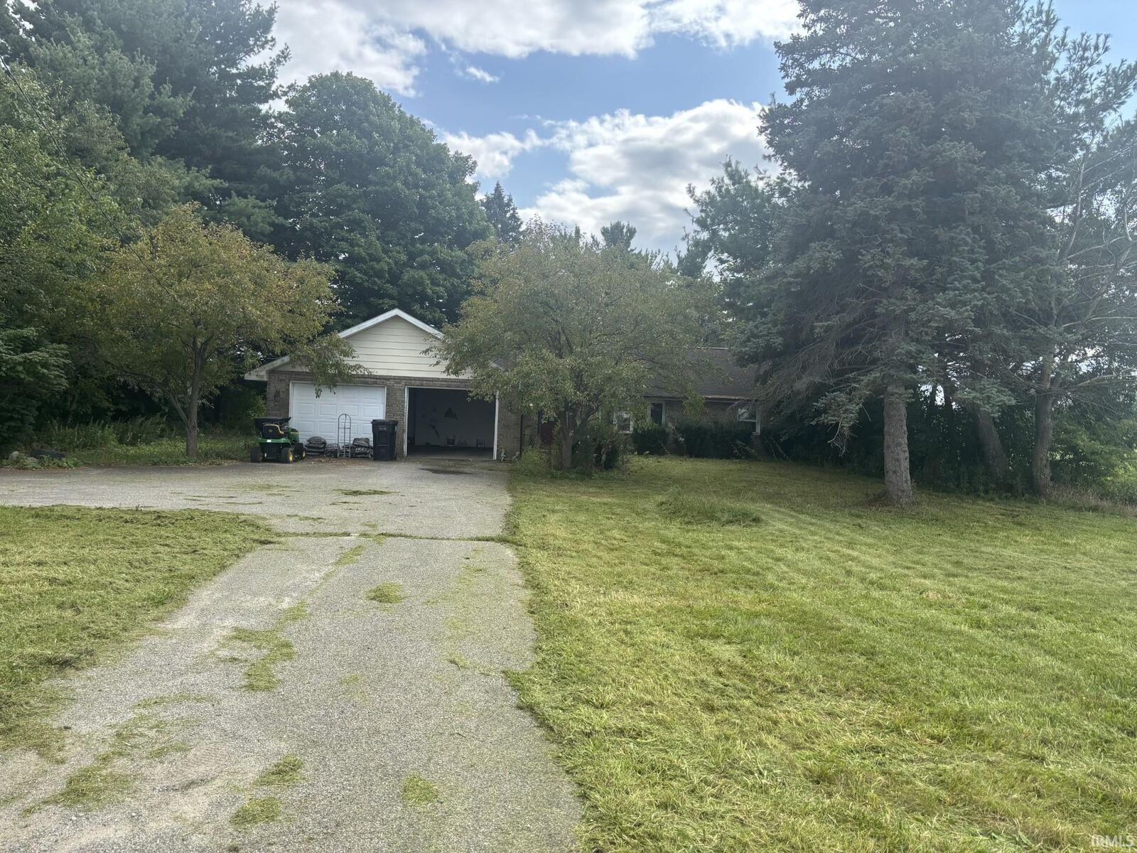 Property Photo: 31118 US Highway 20 Highway IN 46552-8438