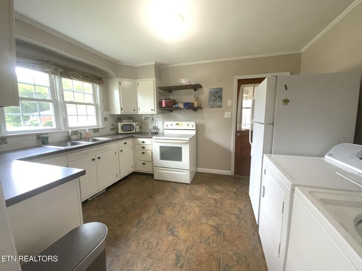 Property Photo: 1201 Blossom Lane TN 37763