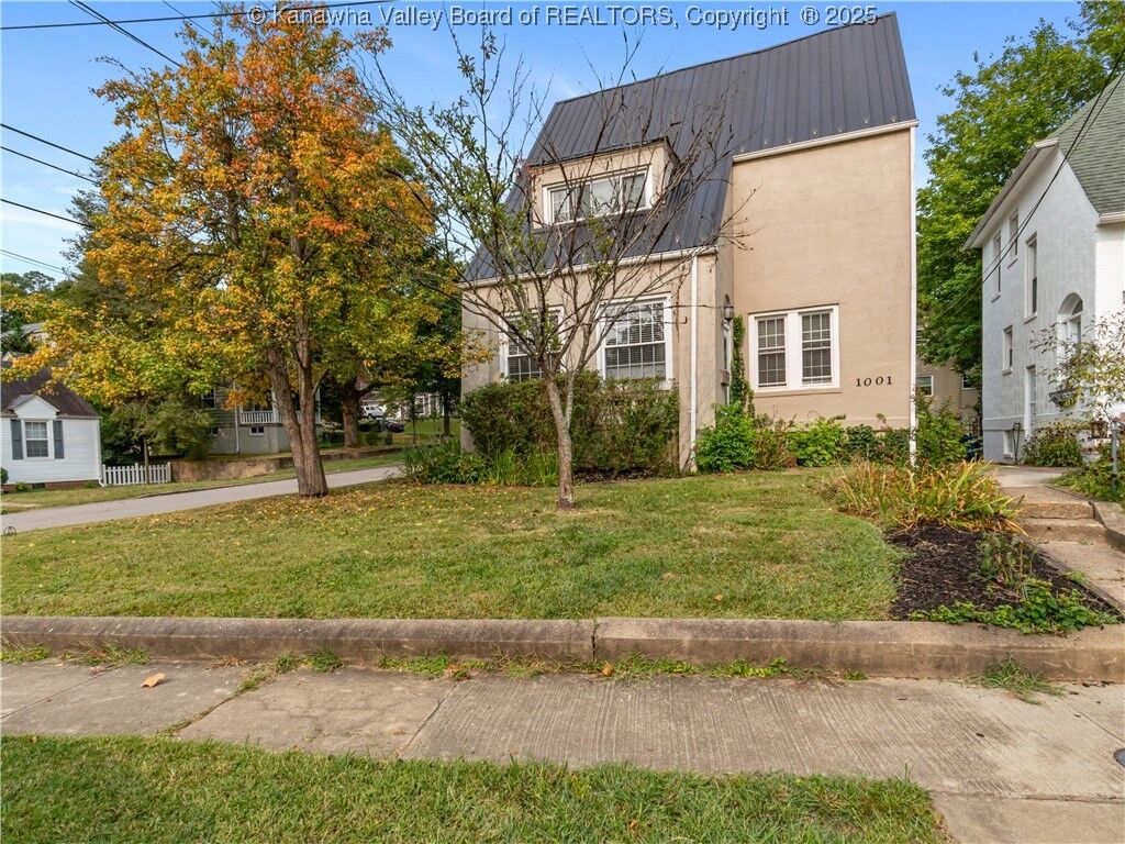 Property Photo:  1001 Valley Road  WV 25302 