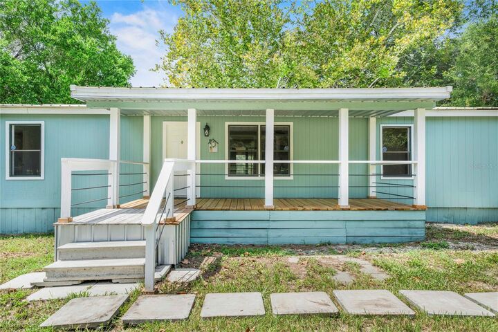 Property Photo: 3020 SW 189th Avenue FL 34432