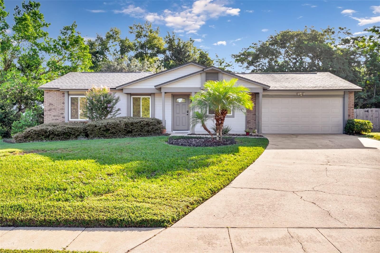 Property Photo: 1425 Prairie Lake Boulevard FL 34761