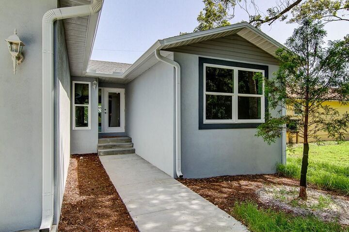 Property Photo: 14330 Channel Drive FL 33774