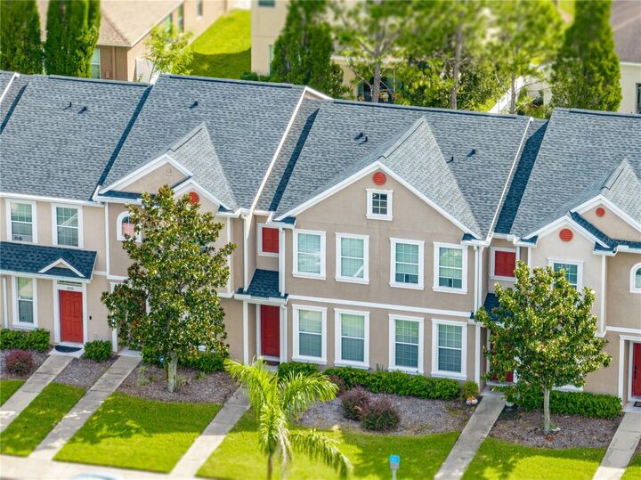Property Photo: 6930 Towering Spruce Drive FL 33578