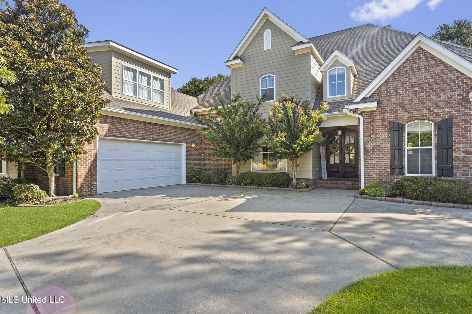 Property Photo: 2490 Castille Place MS 39531