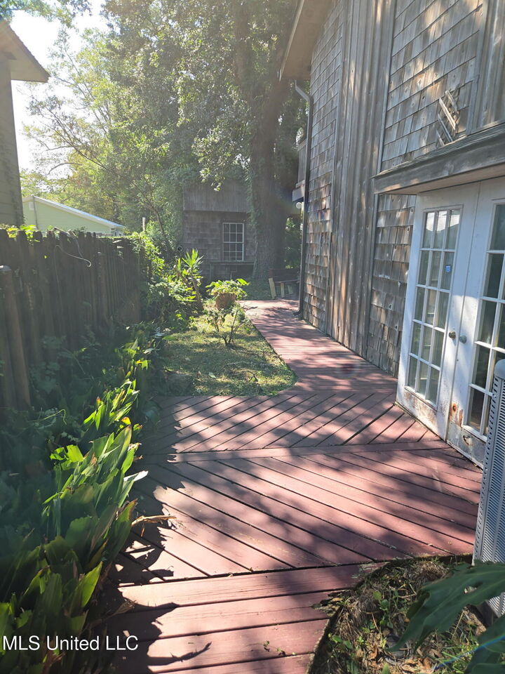 Property Photo: 171 Saint Charles Avenue MS 39530
