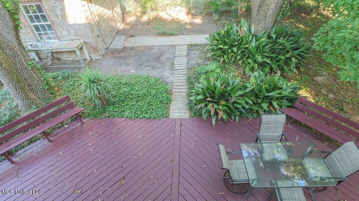 Property Photo:  171 Saint Charles Avenue  MS 39530 