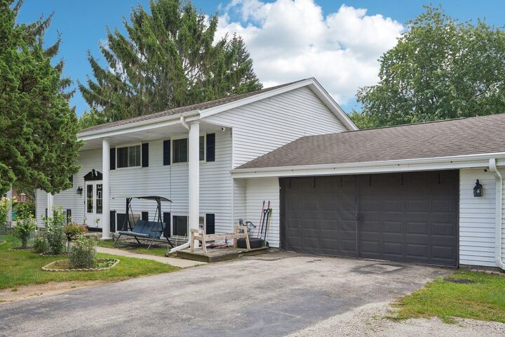 Property Photo: 5217 Willowview Rd WI 53402