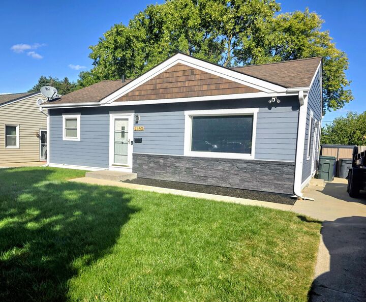 2450 S 92nd St  West Allis WI 53227 photo
