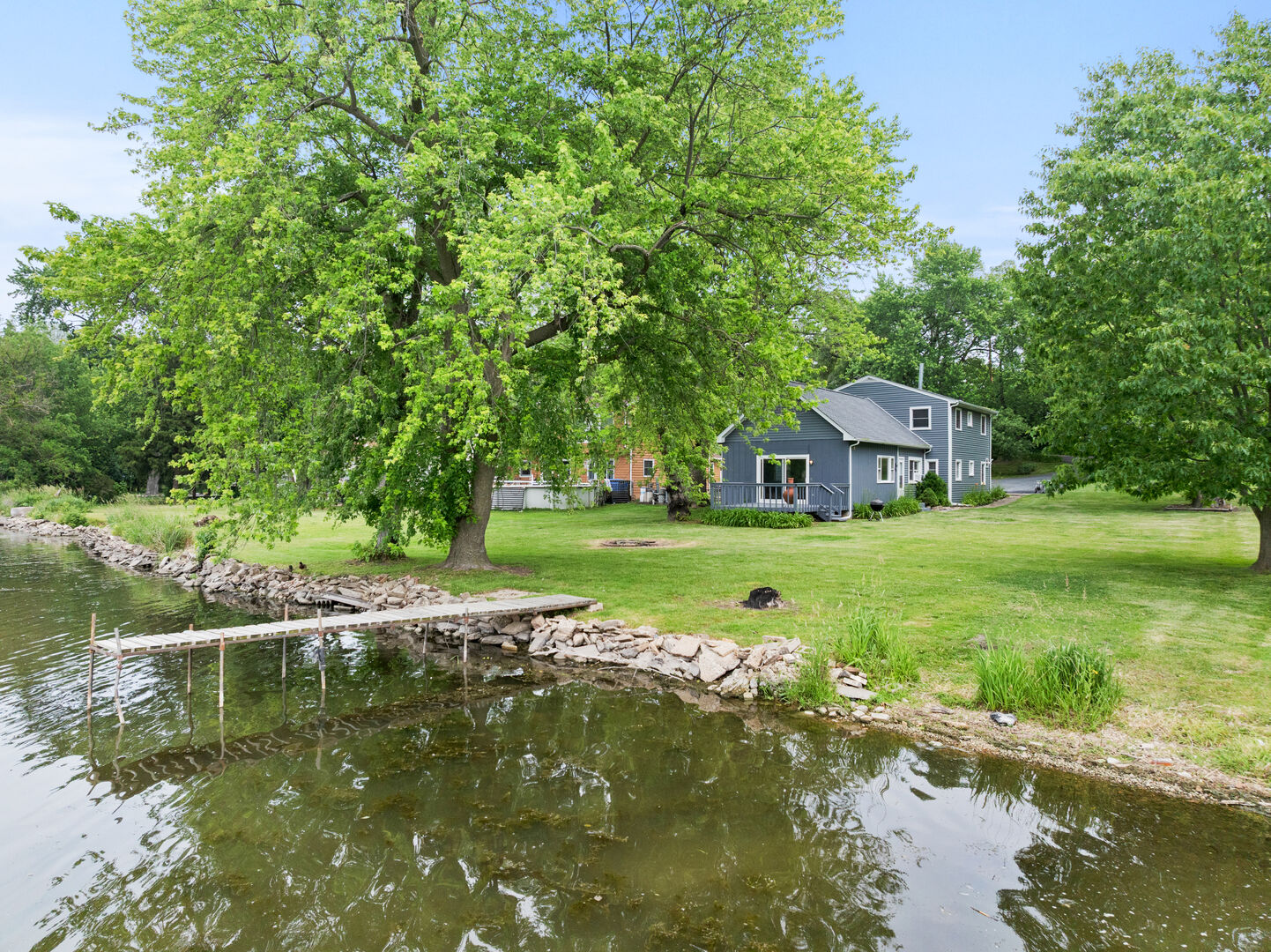 Property Photo:  550 N Center Street  IL 60177 