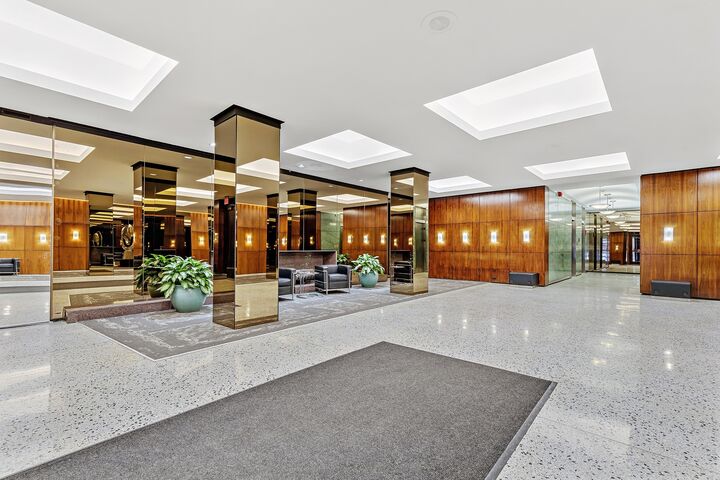 Property Photo:  535 N Michigan Avenue 1009  IL 60611 
