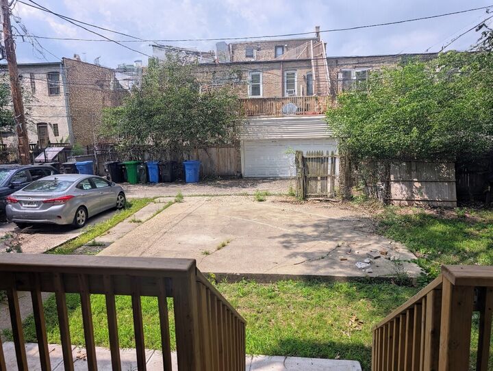 Property Photo: 4930 S Vincennes Avenue IL 60615