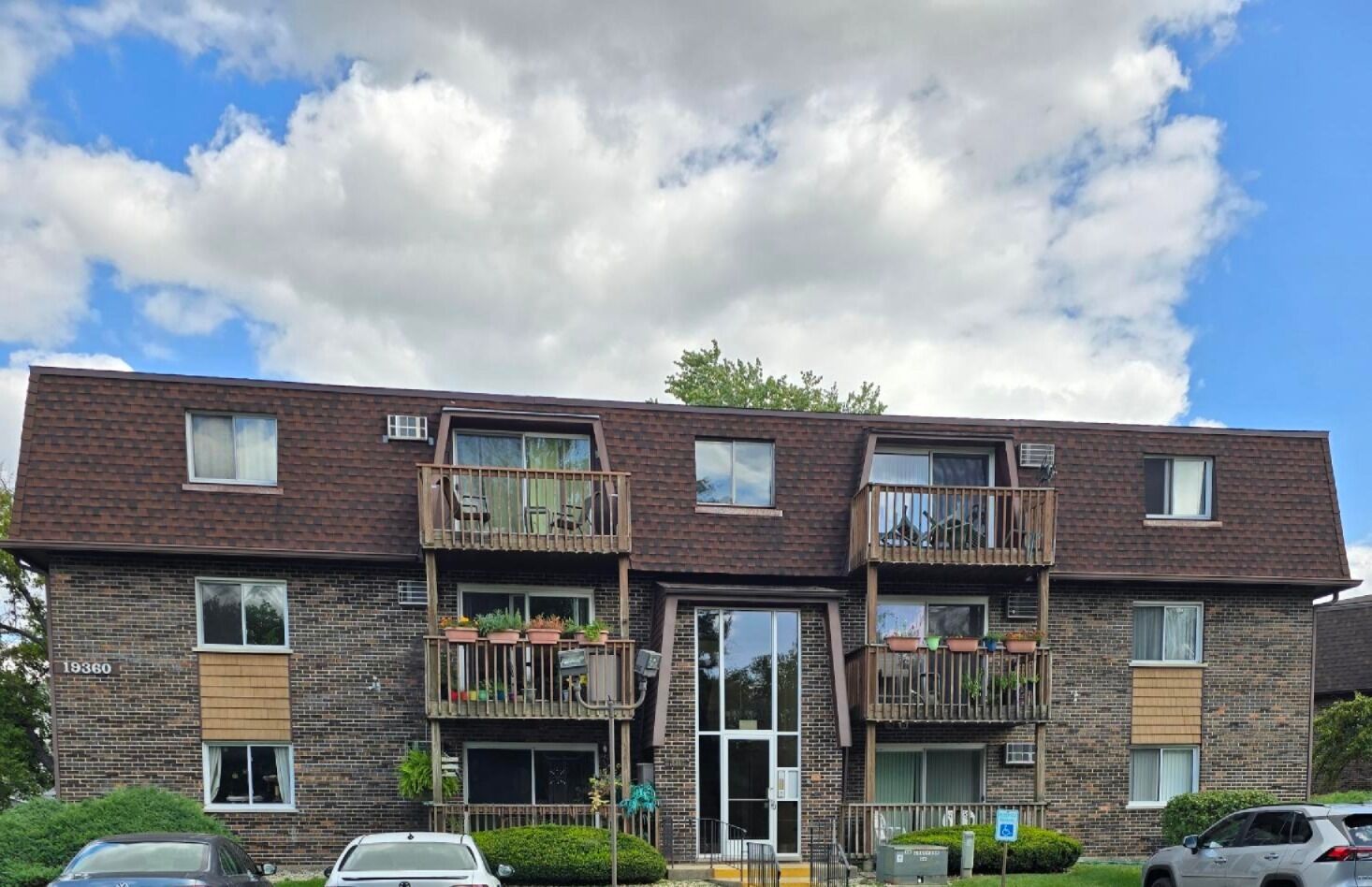 Property Photo: 19360 Wolf Road 1 IL 60448