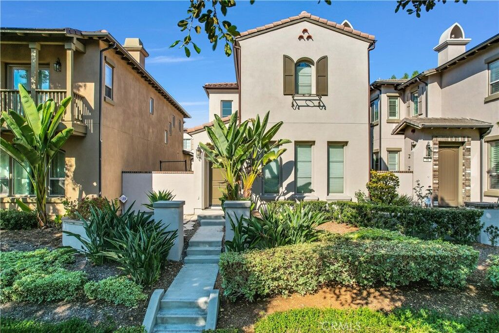 Property Photo: 93 Regal CA 92620
