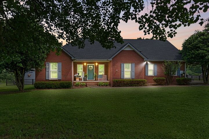Property Photo: 621 Brandon Rd TN 37355