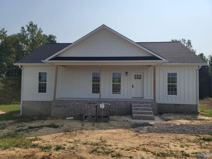 Property Photo:  172 Welcome Road  AL 35058 