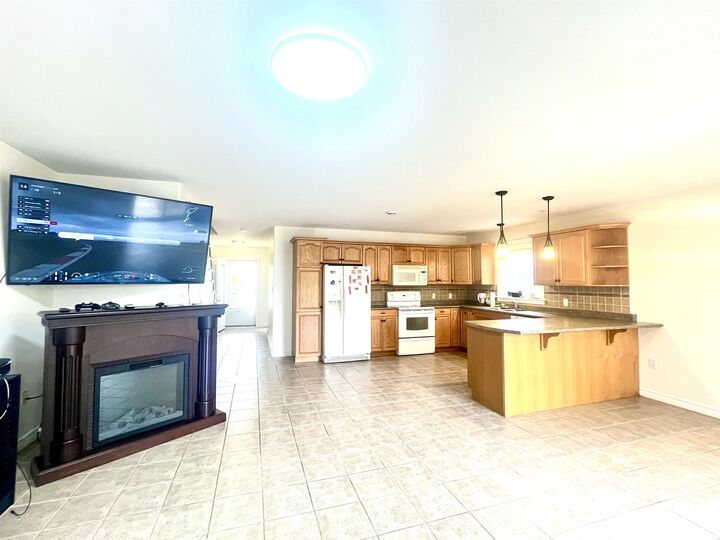 Property Photo:  36 Esher Street  PE C1A 5G4 