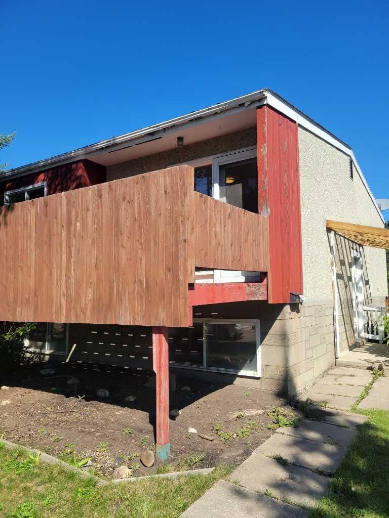 Photo de la propriété:  10026 93 Avenue  AB T8V 0J8 