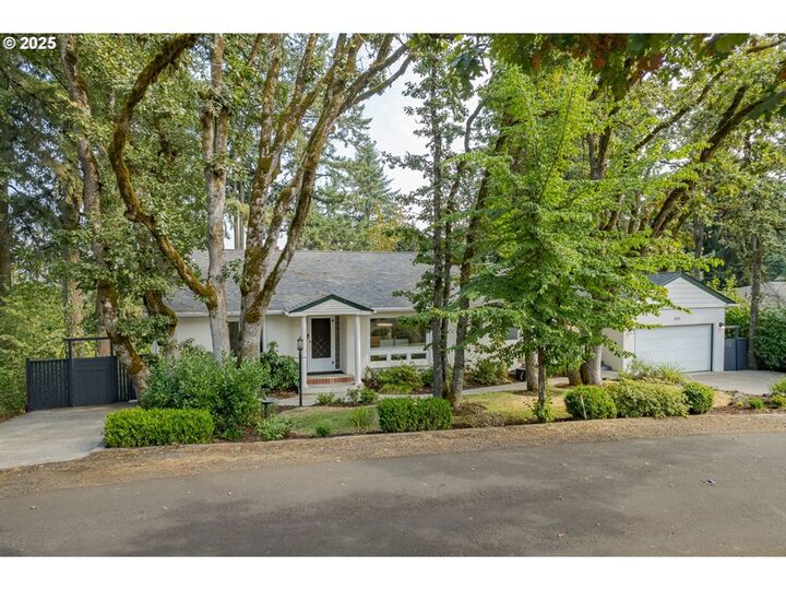 1655 Prospect Dr  Eugene OR 97403 photo
