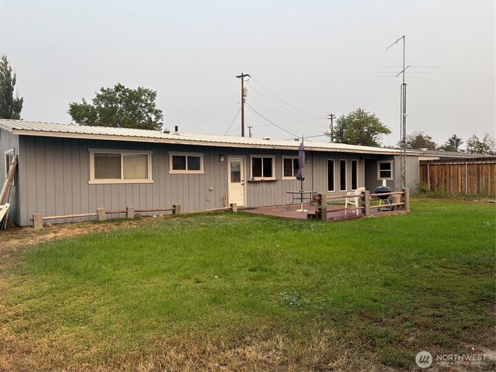 Property Photo: 9008 Bong Loop B WA 98837