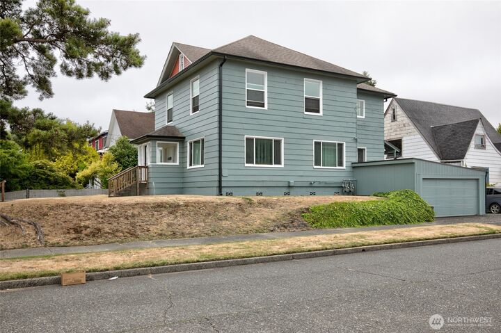 Property Photo:  201 E 3rd  WA 98520 