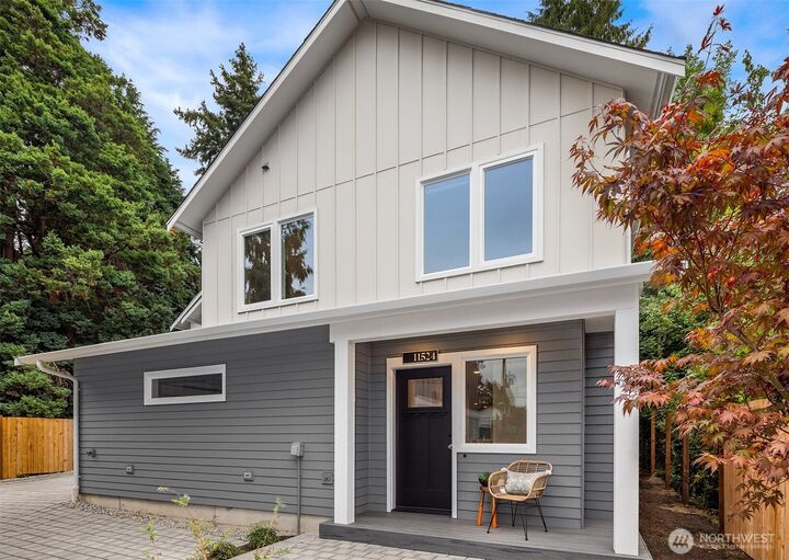 11524  38th Avenue NE  Seattle WA 98125 photo