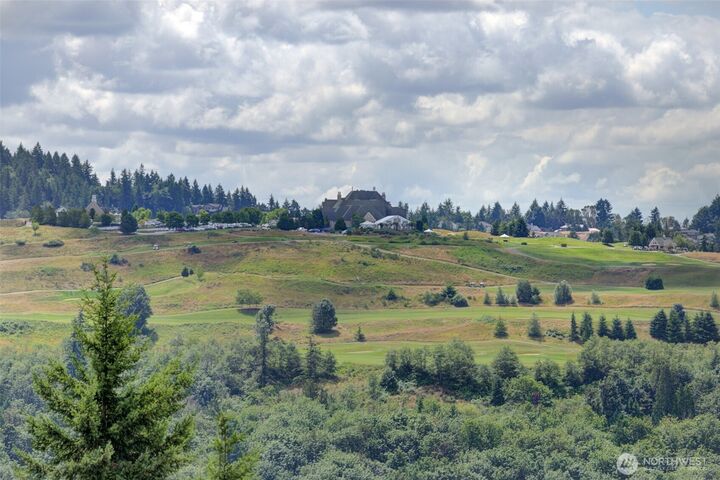 Property Photo:  5814  149th Avenue SE  WA 98006 